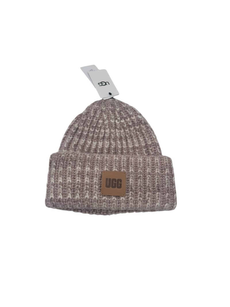 Ugg: suloinen roosan sävyinen Chunky Space Dye Beanie pipo.