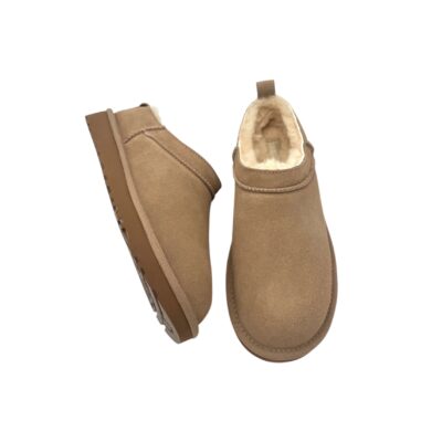 UGG: super suloiset hiekan sävyiset classic micro töpsykkäät.