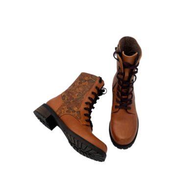 Vintro: suloiset konjakin ruskeat kuvioidut Brita nauhanilkkurit.