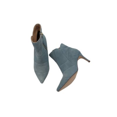 Copenhagen shoes: mielettömän upeat farkunsiniset korolliset nilkkurit.