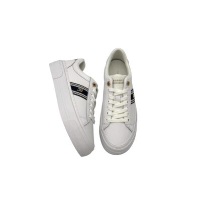 Tommy Hilfiger: raikkaan valkoiset merihenkiset nahka tennarit