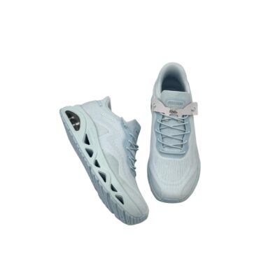 Skechers: mukavat & helpot vaaleansiniset Glide step lenkkarit