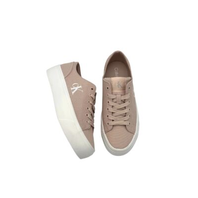 Calvin Klein: nuden sävyiset paksupohjaiset kangastennarit