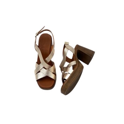 Oh! My Sandals: näyttävät shampanjan sävyiset korolliset sandaalit