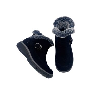 Skechers: menevät & mukavat mustat slip-ins nilkkurit