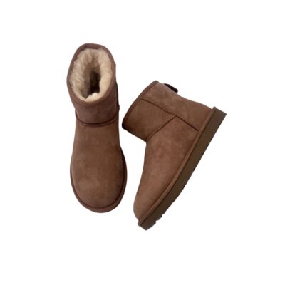 UGG: lämpimät & pehmeät pähkinän ruskeat lampaankelsi nilkkurit